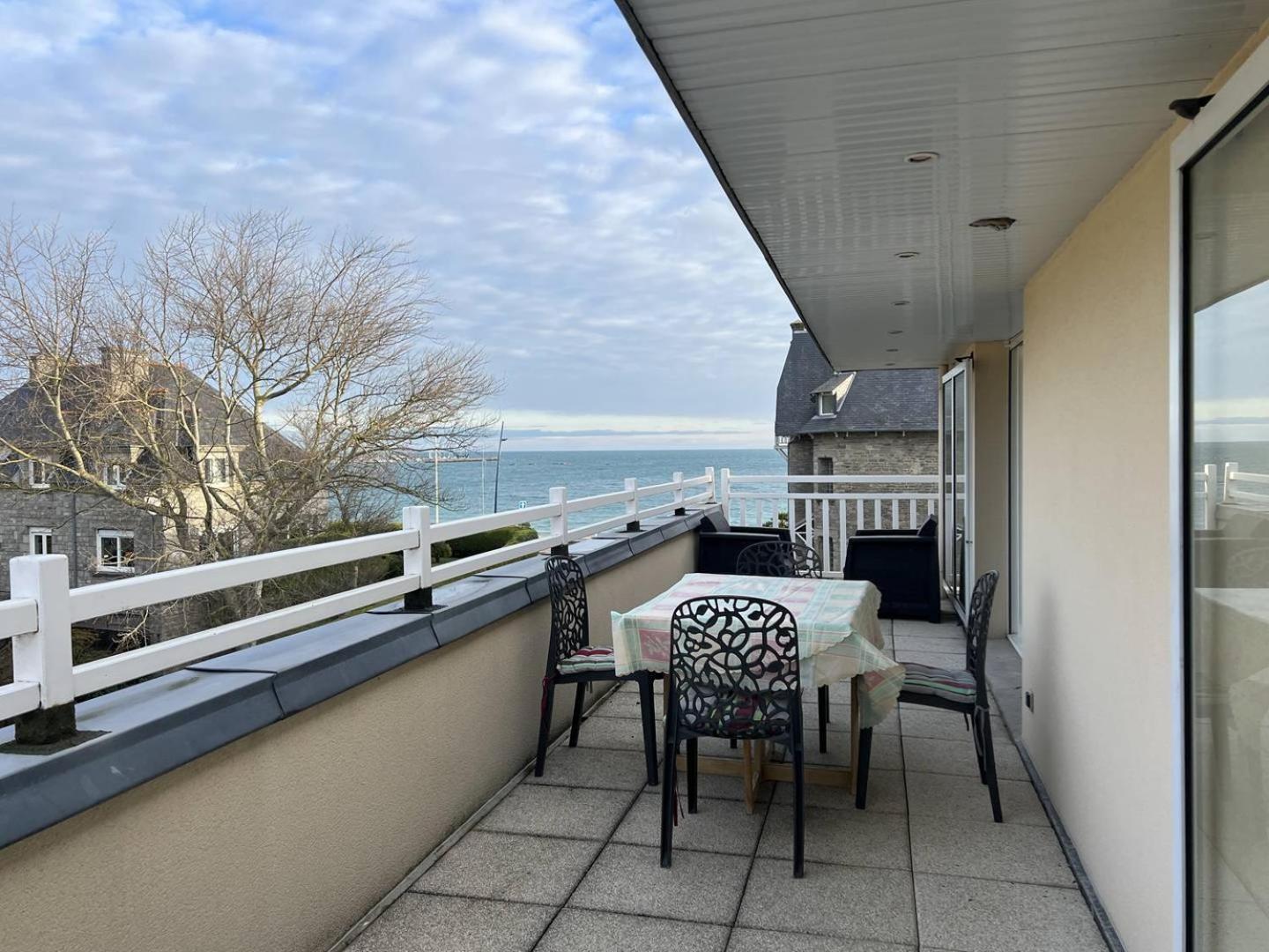 390 Appartement 3 Chambres Avec Vue Sur La Grande Plage De Saint-Cast La Garde  外观 照片